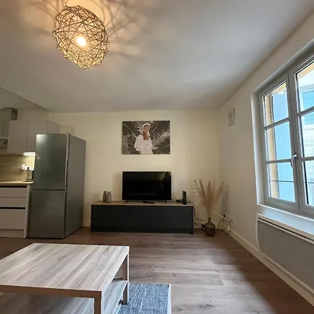شقة Joli Duplex Centre